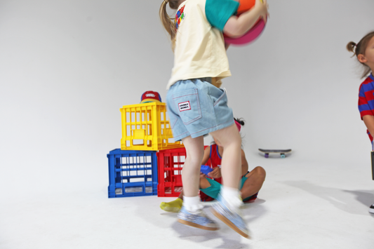 RED-STITCH REBEL DENIM SHORTS