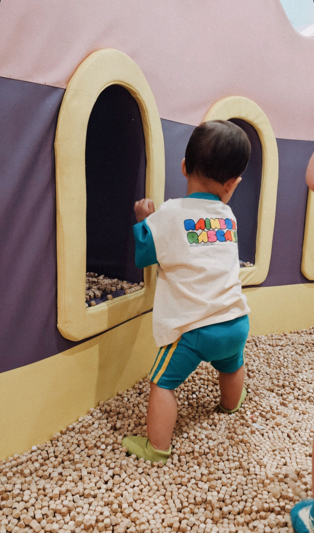 레인보우 라스칼 티셔츠