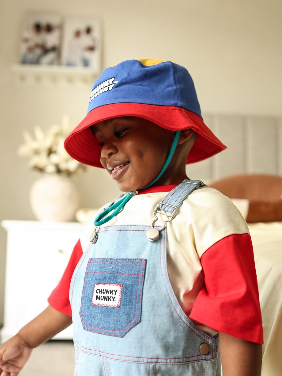 ULTIMATE RETRO BUCKET HAT