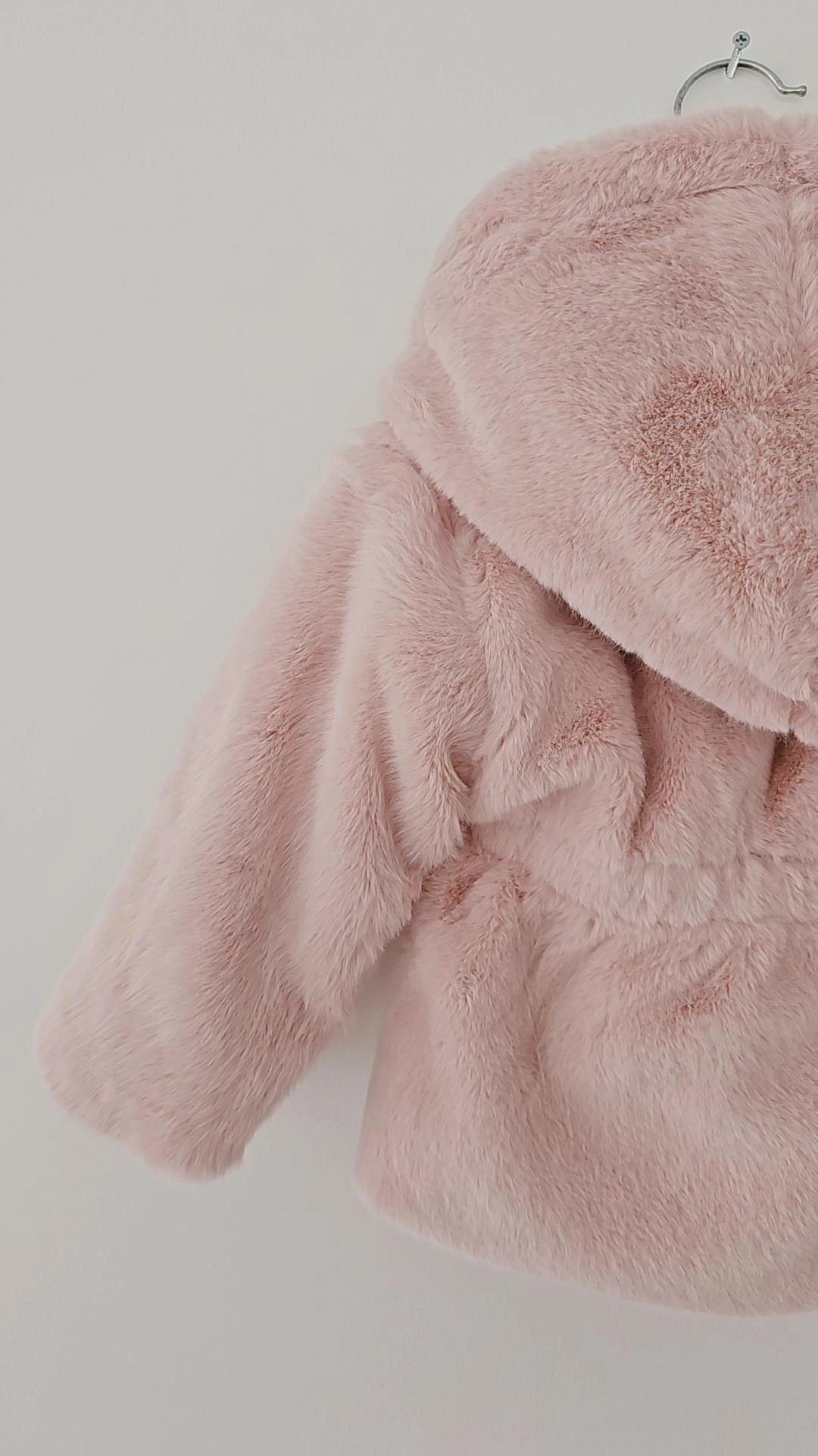 SOFIA LUXE FAUX FUR HOODIE JACKET