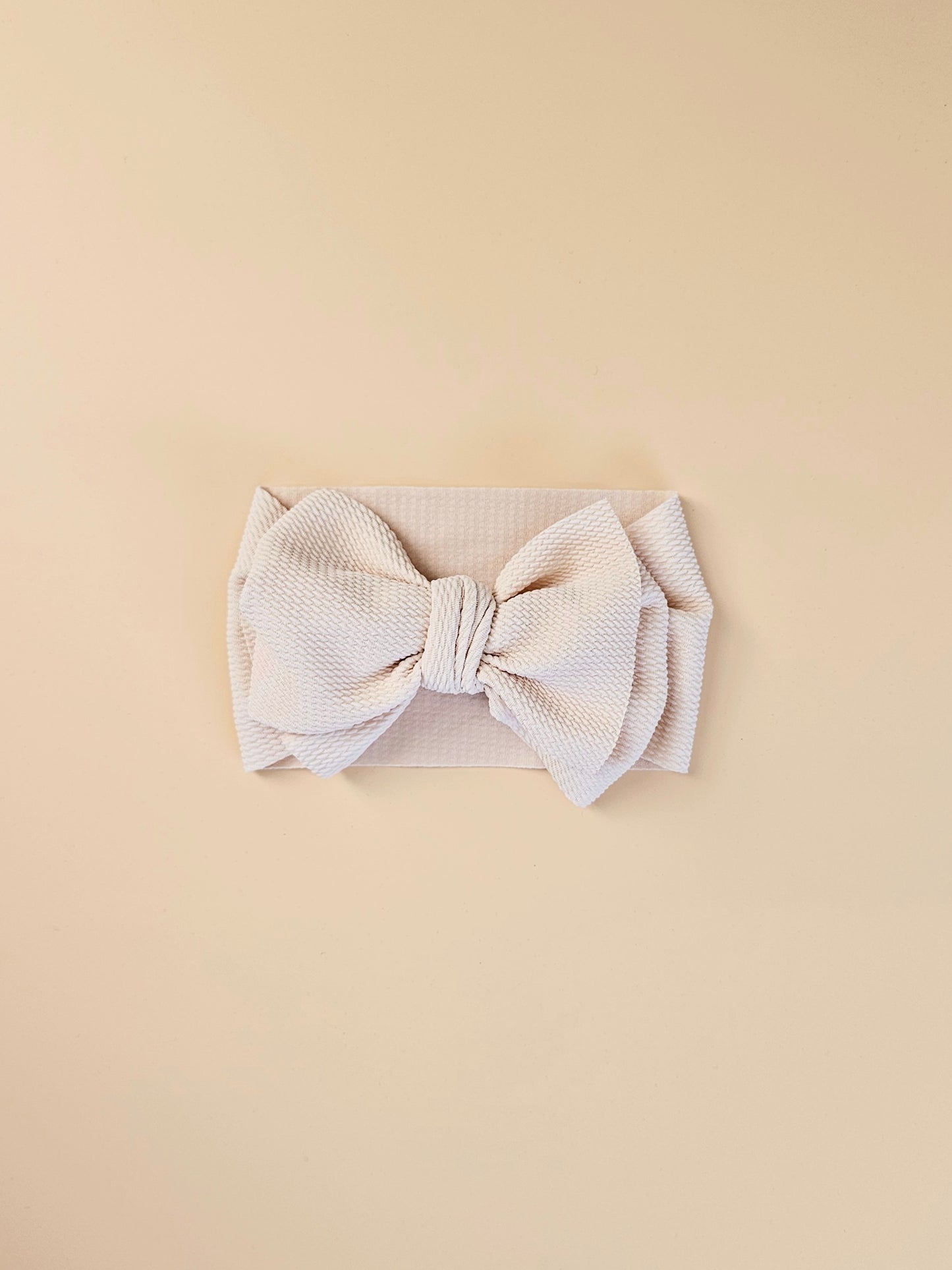 THE CHUNKY BOW HEAD BAND