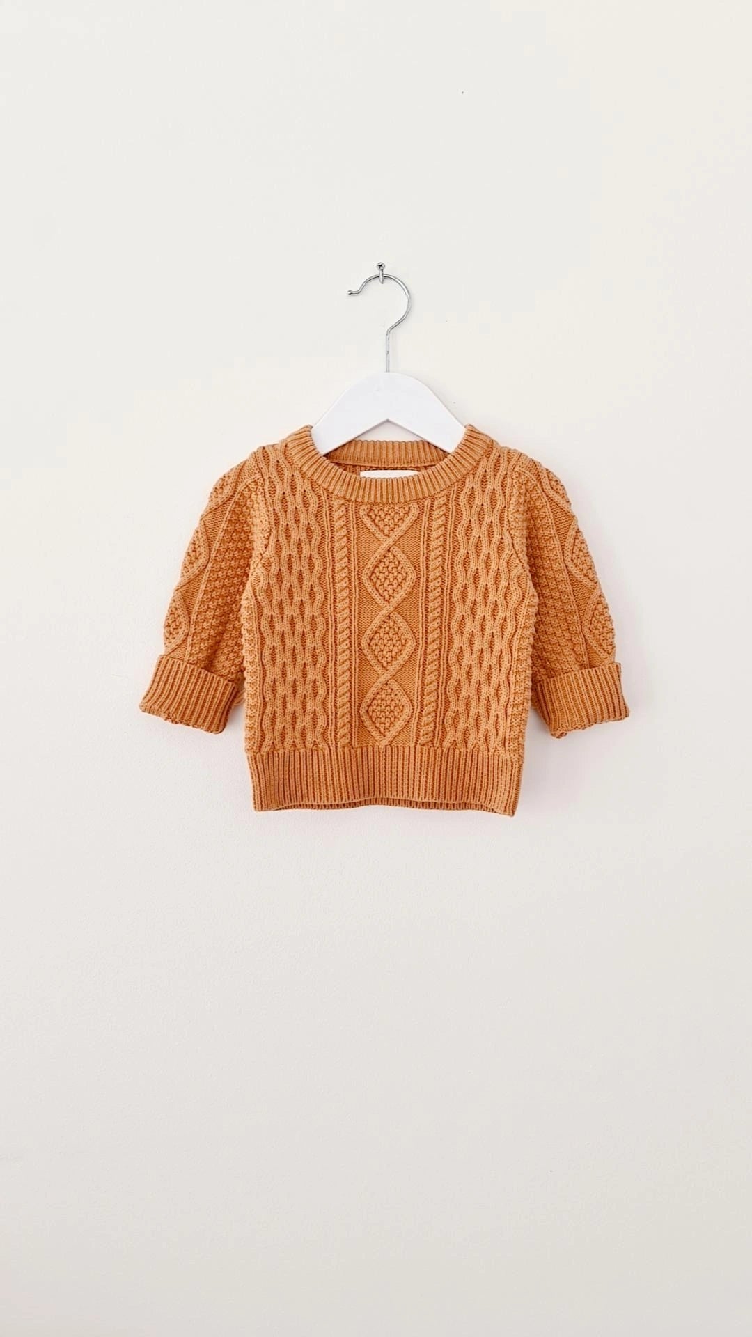 OSCAR CHUNKY KNIT SWEATER